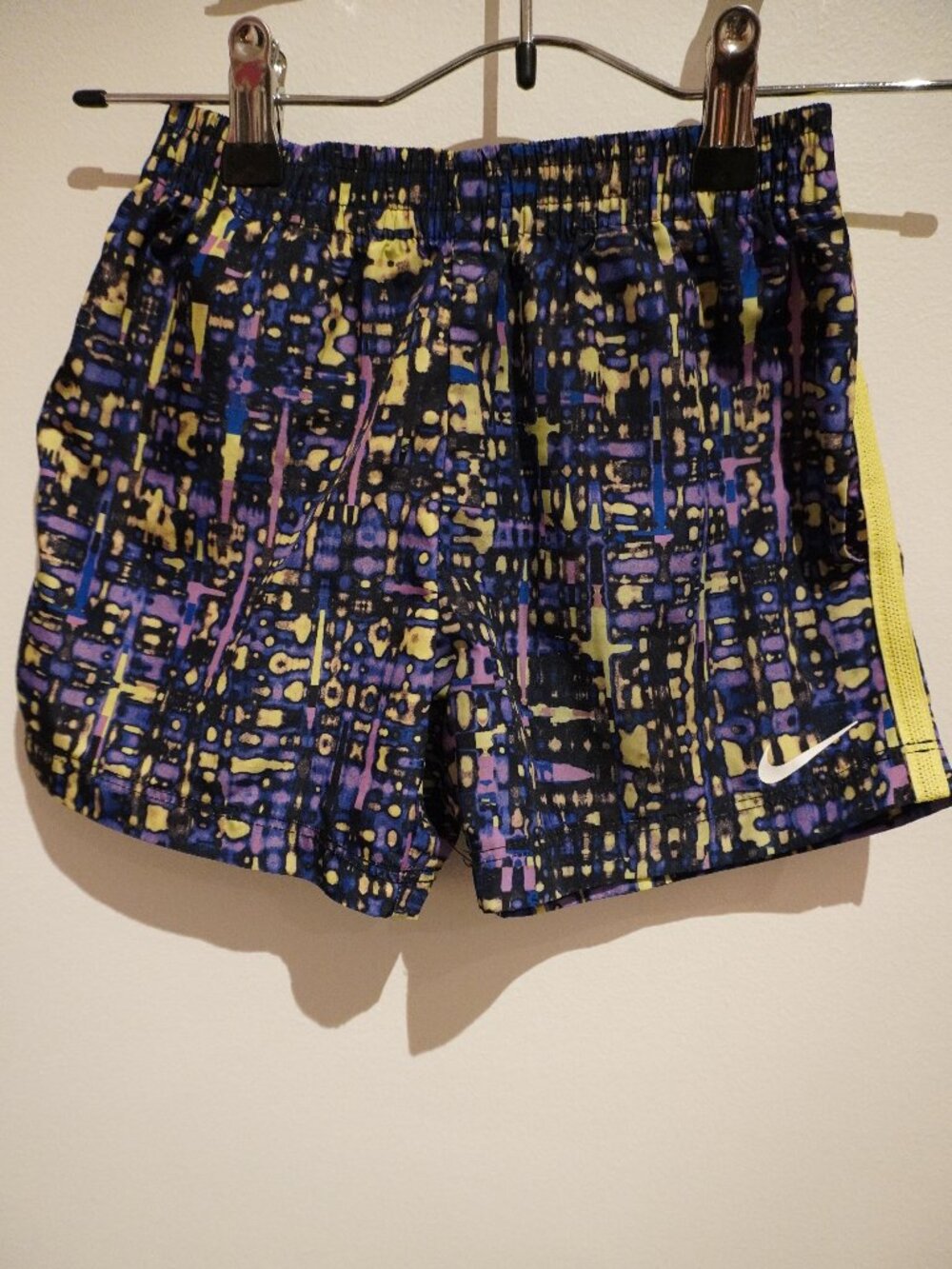 Nike Bold Move Dri Fit Shorts 3-4T Unisex Pattern Purple Green Pockets
